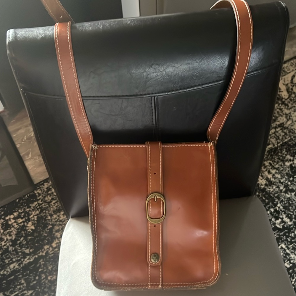 Patricia Nash leather shoulder bag